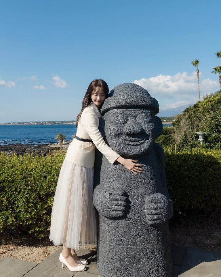 Jeju King the Land